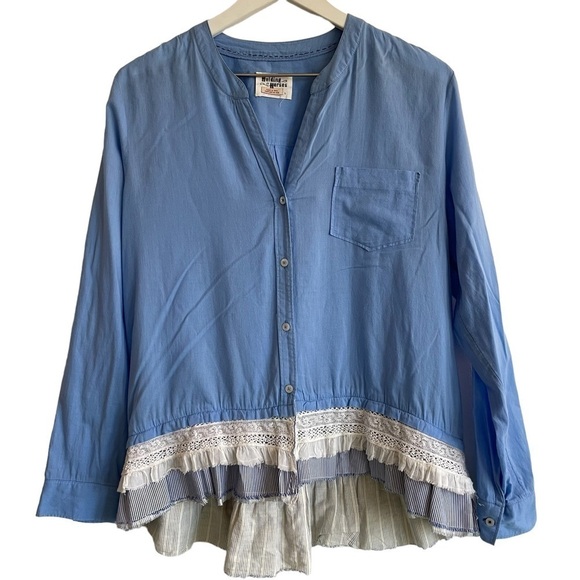 Holding Horses Blue Ruffle Hem Larkin Top, Size S - Picture 2 of 6
